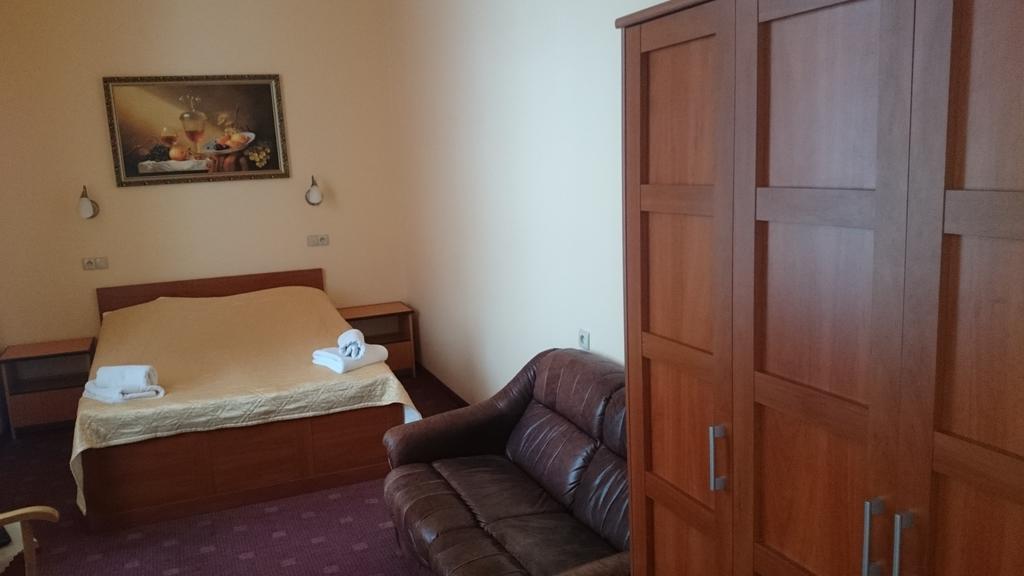 Zamek Karnity Hotel 3*
